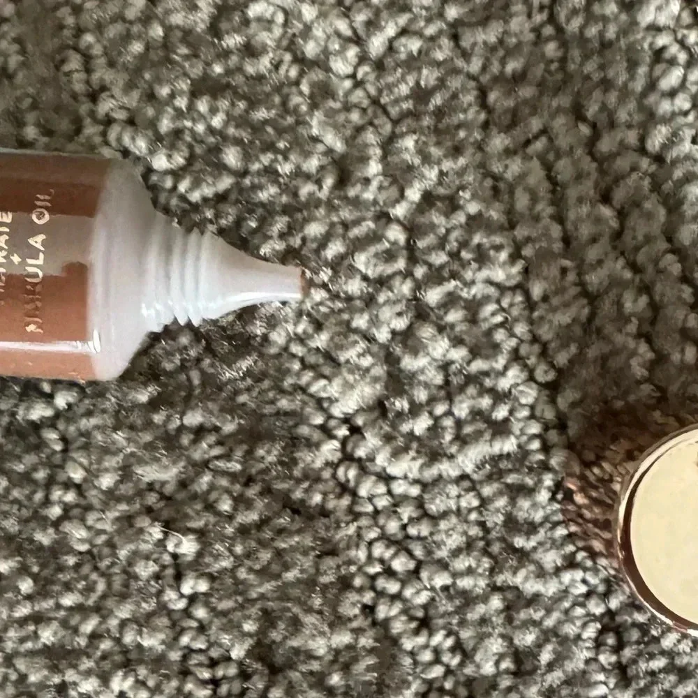 URBAN DECAY cosmetics Hydromaniac Tinted Moisturizer Color 90 Deep